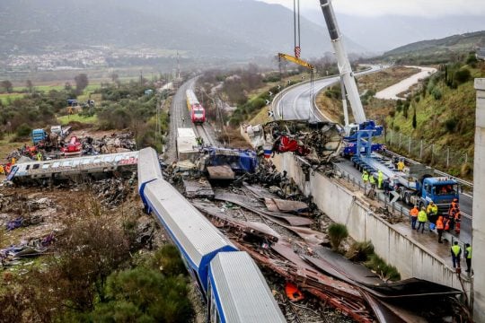 Τέμπη: Πρώτη απόφαση σταθμός για αποζημίωση 400.000 ευρώ από το Δημόσιο